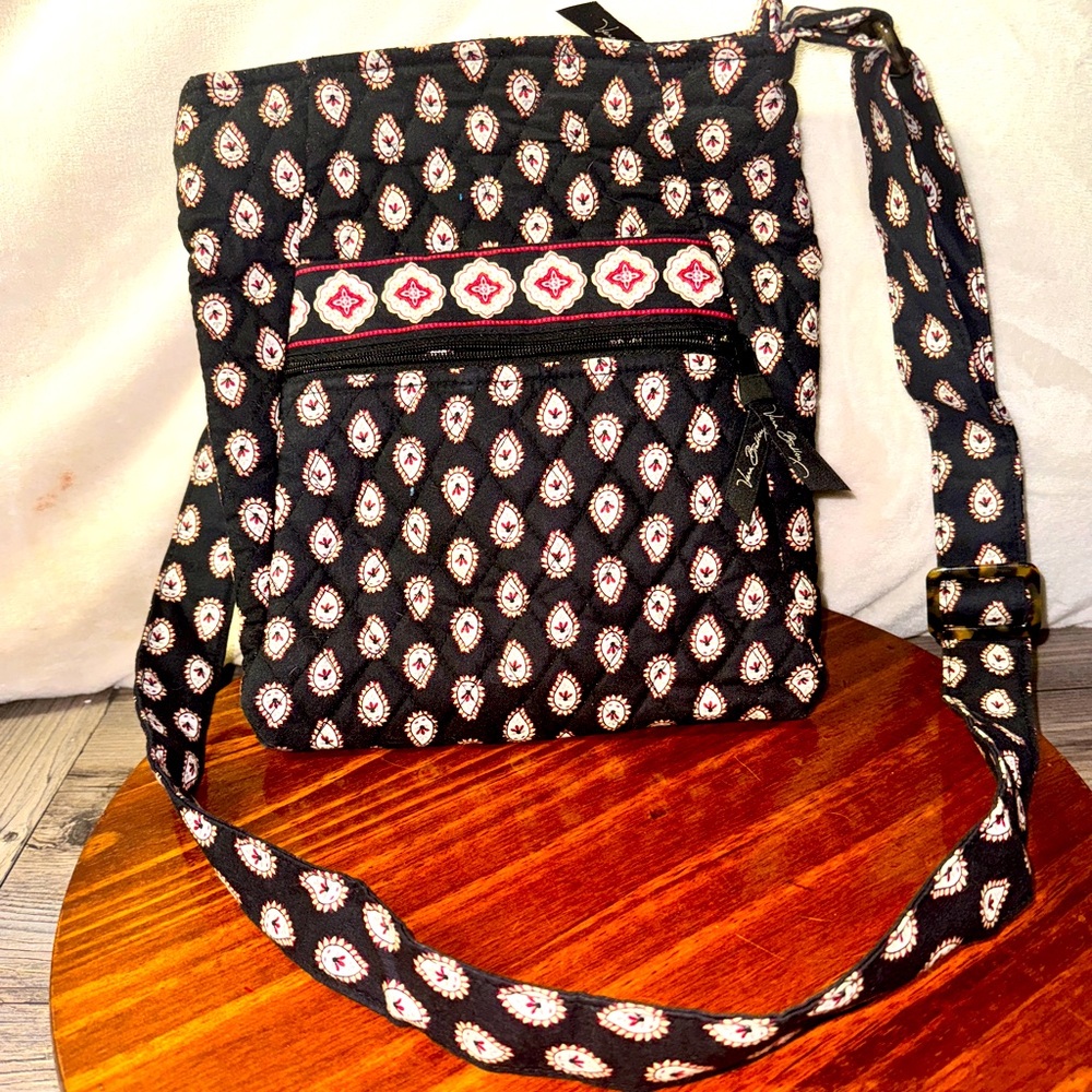 Vera Bradley Classic Women’s Black Red Paisley Cross Body bag & wallet set